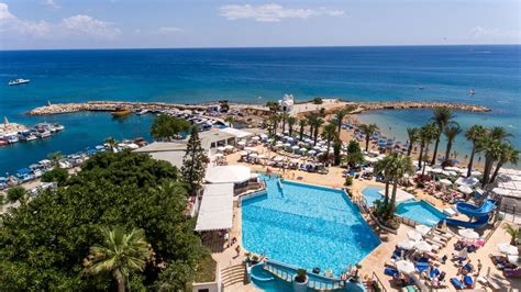 golden coast beach hotel cyprus reviews